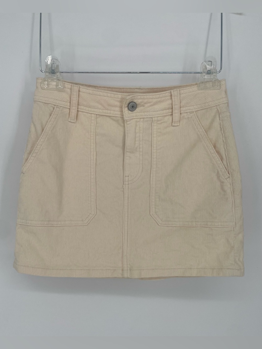 American Eagle Cream Corduroy Mini Skirt Casual W Pockets Cotton Stretch